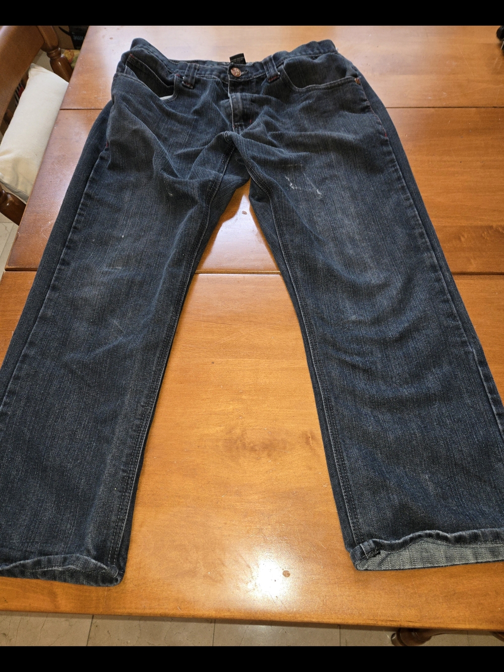 Men's Straight Jeans in Dark Blue - Timeless Everyday Style